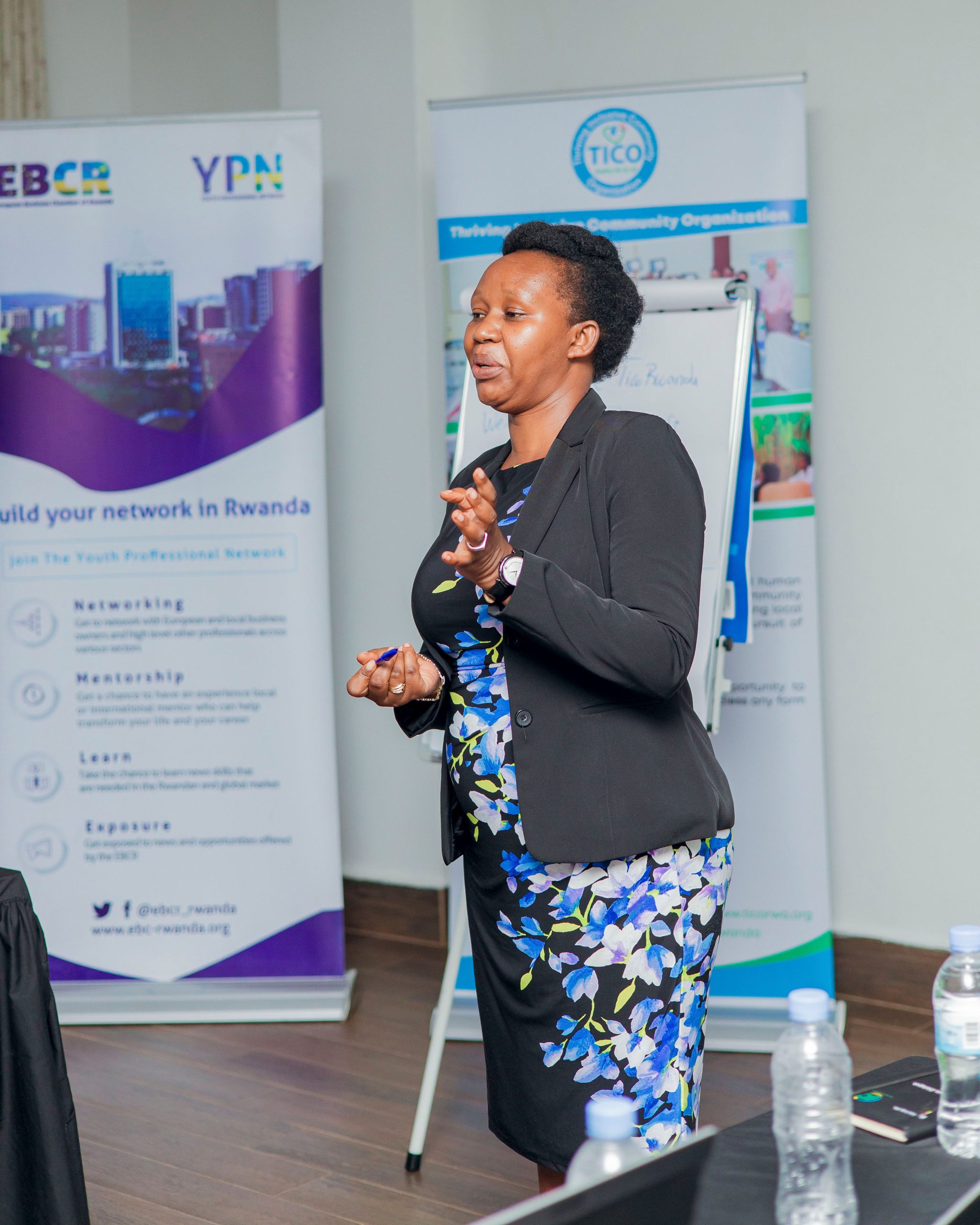 1U6A0106